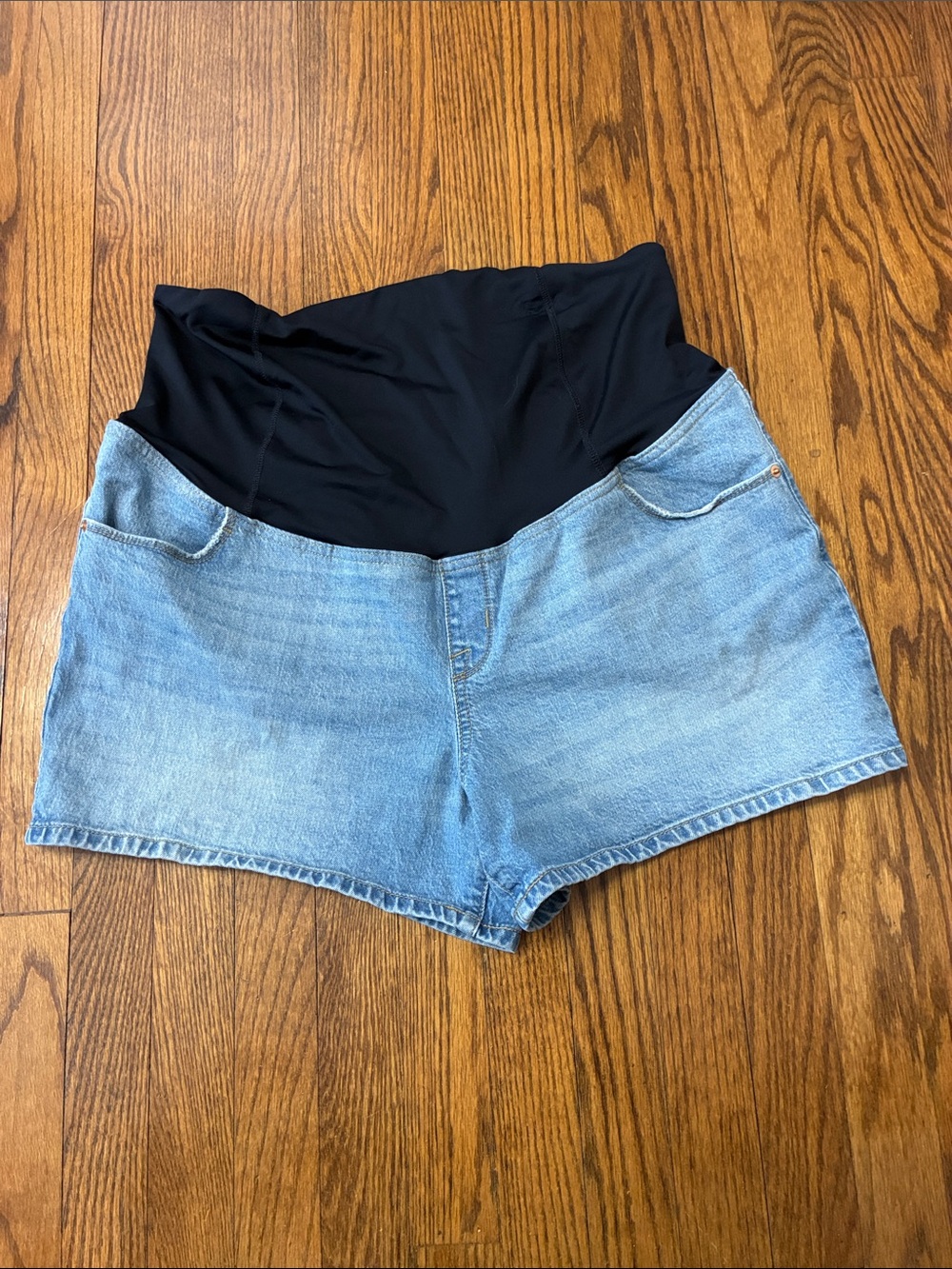Isabel Maternity Denim Jean Shorts with Stretch Panel size 16